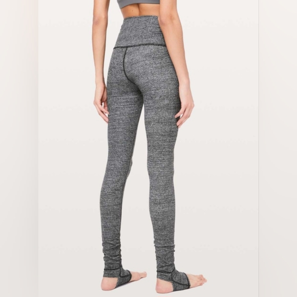 Lululemon Still Mind Tight *28". Size 4. - Picture 3 of 15
